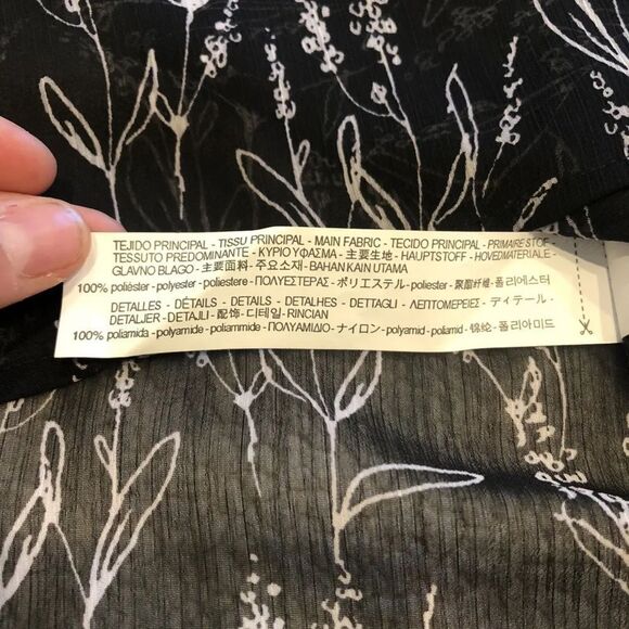 Zara size medium - Picture 2 of 4